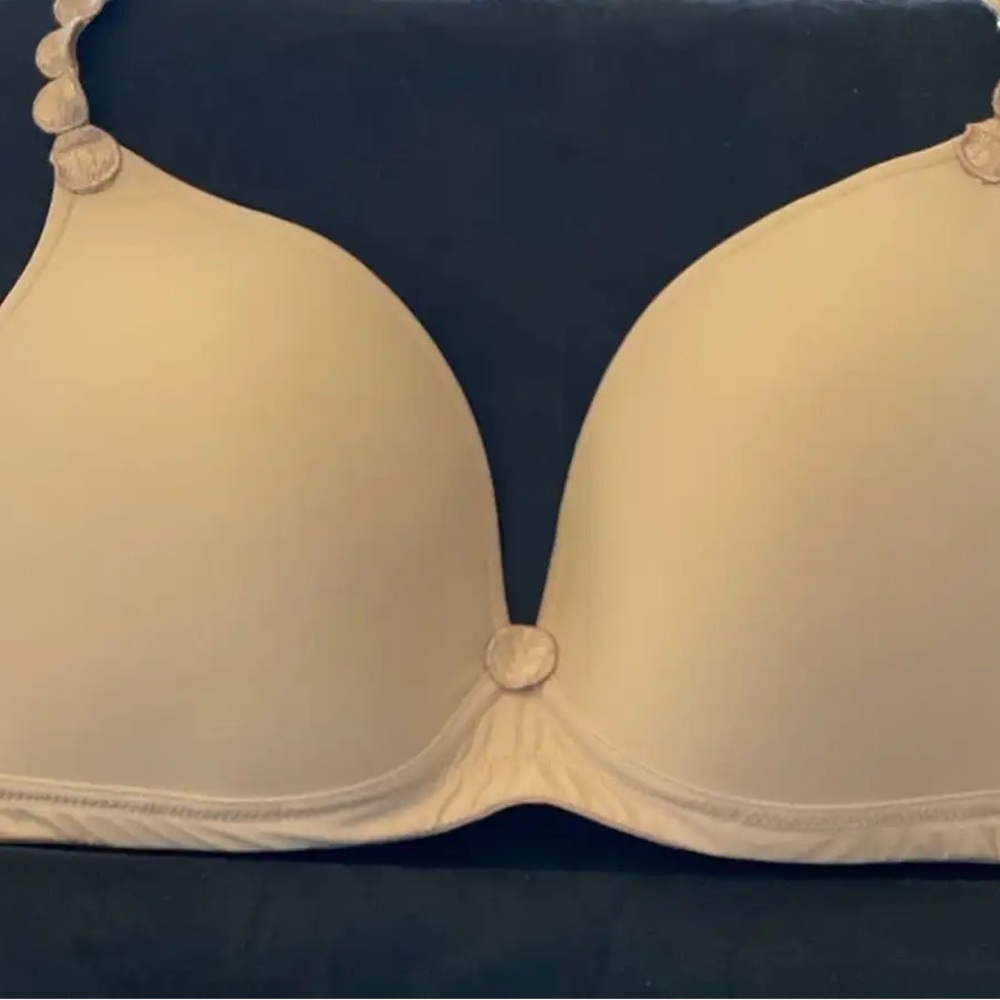 Reduced Price! Gorgeous NWT luxury Marie Jo L’Aventure WIRELESS 34C nude bra